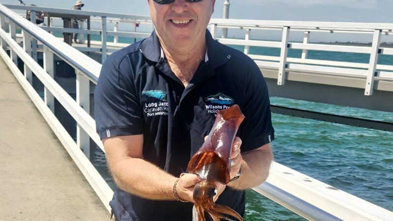Fishing at Long Jetty